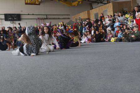 OTROŠKA MAŠKARADA 06 FOTO LJUBO VUKELIČ